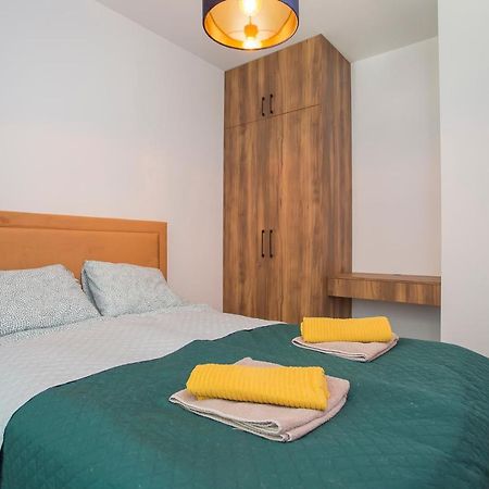 Urban Jungle Apartament Brooke Білосток Екстер'єр фото